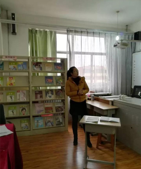 孝义市振兴街小学第五共同体课堂观摩学习活动拉开帷幕