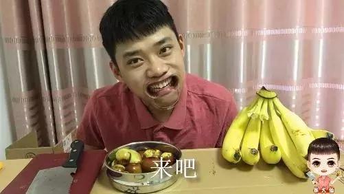 千万流量的林大仙，铁路工如何成为来者不拒的吃快递狂人