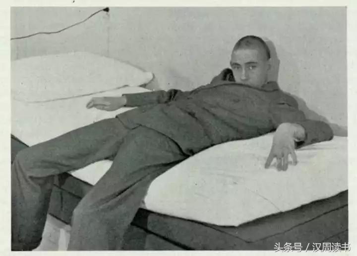 他用一根长钉从眼眶锤入那个人的头颅竟只为了治精神病