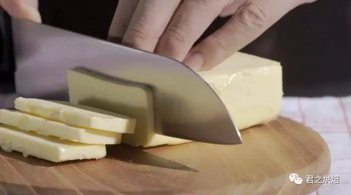 冬天怎么让润滑的黄油快速软化,烘焙黄油怎么软化