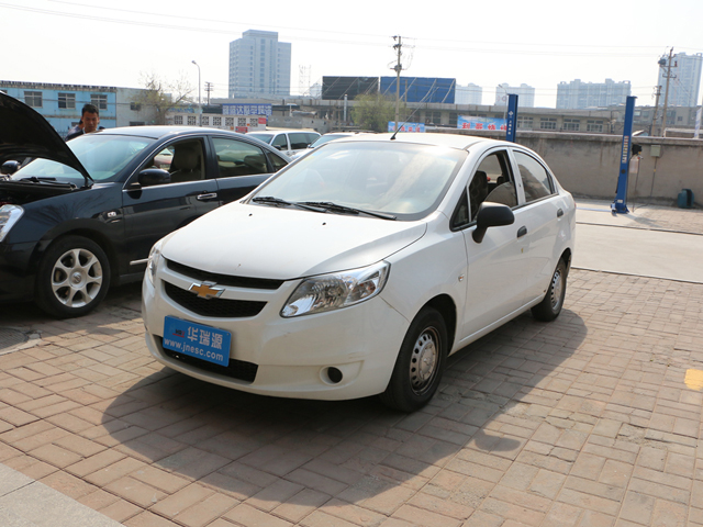 雪佛兰新赛欧两厢参数,两厢雪佛兰赛欧买哪一年的最好