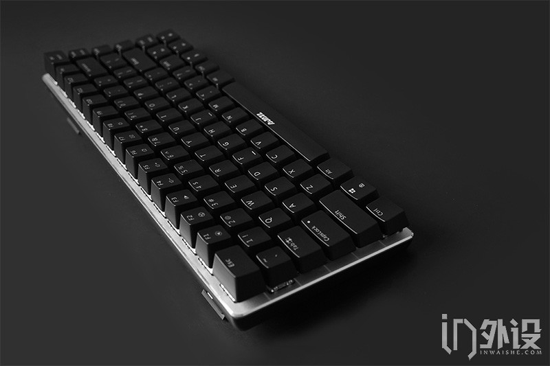 黑爵ak33如何调节背光颜色,黑爵极客ak33背光机械键盘