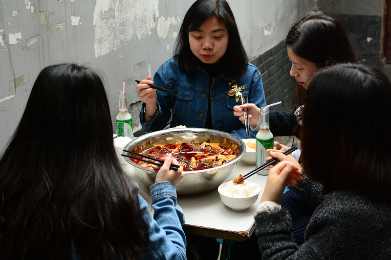 冒菜是一个人的火锅西安,冒菜是一个人的火锅效果图