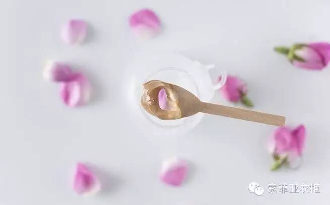 过期化妆品不扔掉,舍不得扔过期化妆品