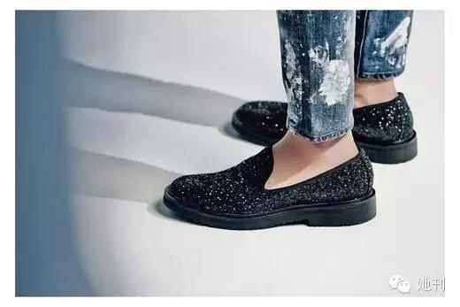 蕾哈娜权志龙,蕾哈娜和权志龙