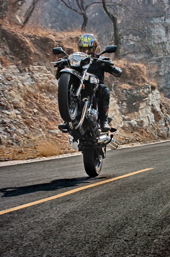 最好的国产250摩托车,国产最强250什么车