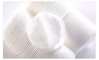 护肤使用爽肤水和精华可以吗,化妆水精华面霜哪个更重要