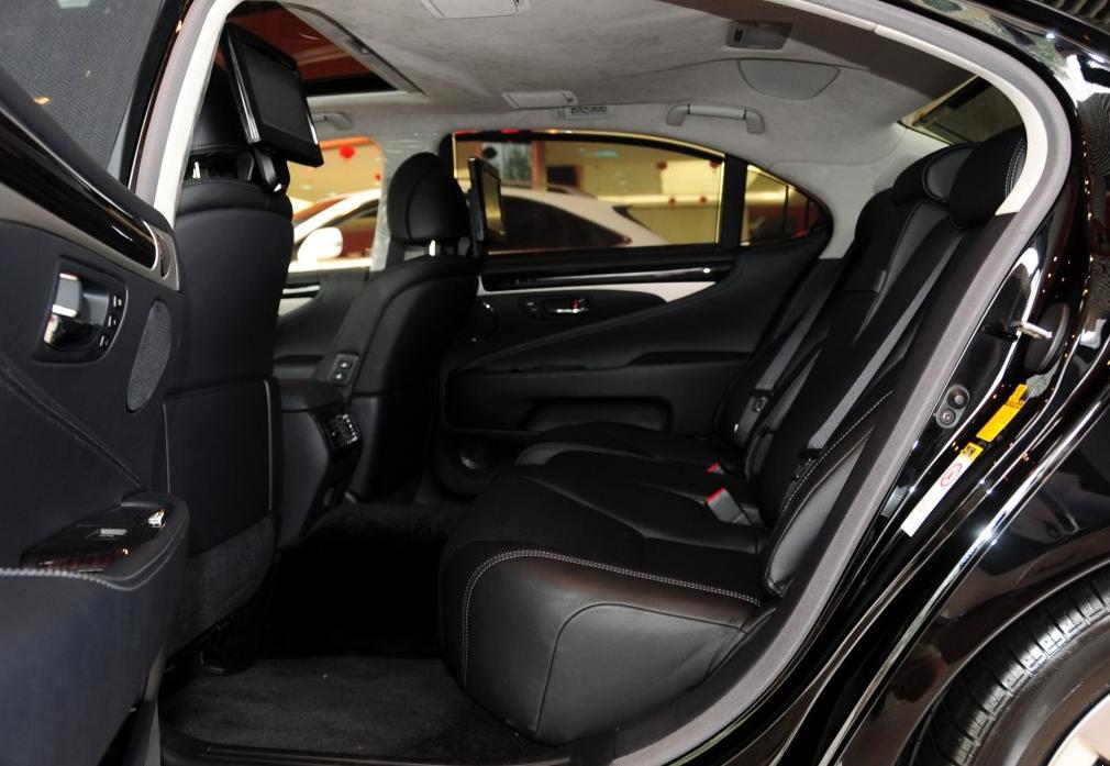 17款雷克萨斯ls460二手价格,二手ls460和辉腾哪个好