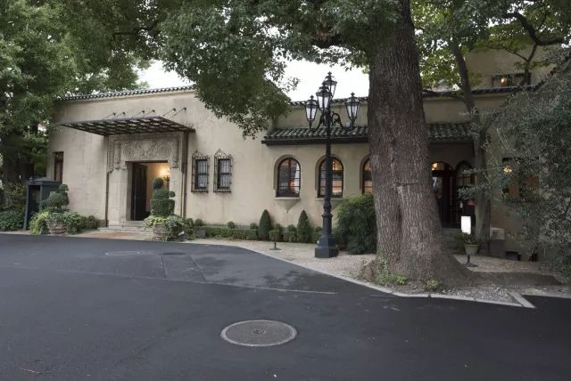 日本东京老房子改造翻新,东京市中心老房子改造