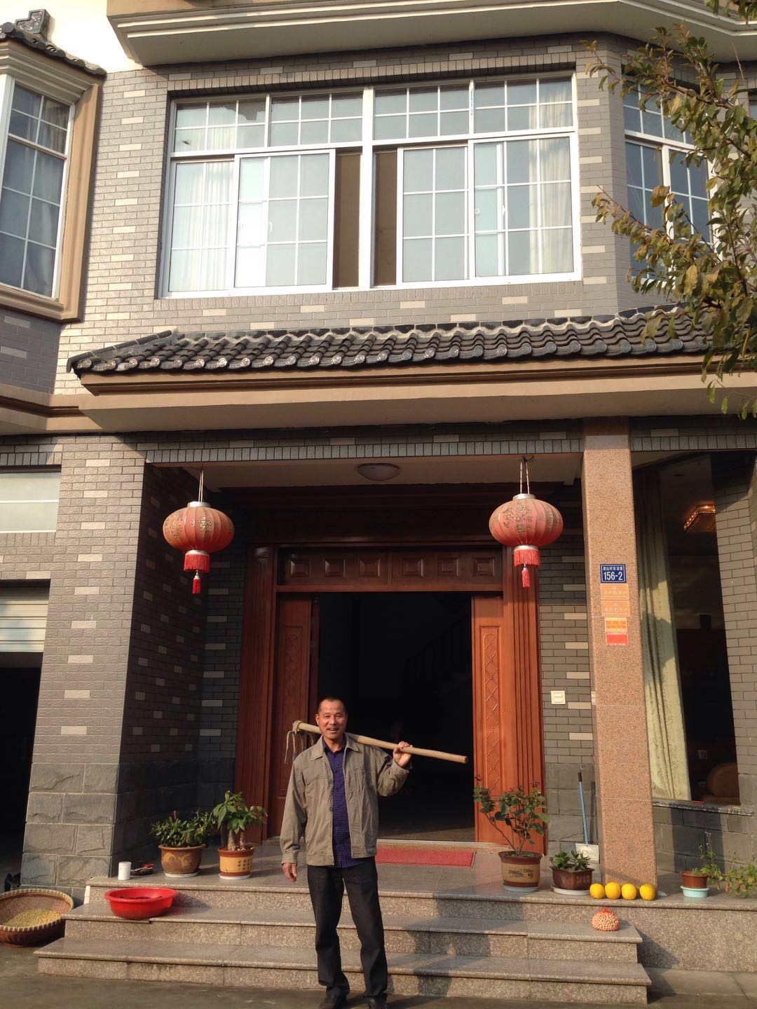 村民一年农家乐收入180万农民玩精品民宿一年100万,看看浙江“走进森林人家”采访活动你会吃惊