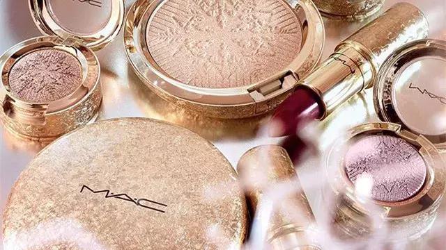 圣诞礼物送什么给男朋友好一点,圣诞礼物男朋友送的很敷衍