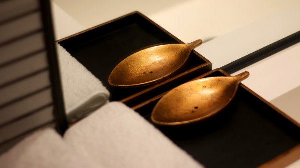 矗于湘江之畔，对望岳麓之巅，记长沙君悦酒店