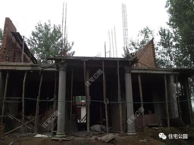 为什么红砖不如土砖,红砖为什么不能拿去盖房子