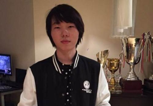 DOTA2各区服天梯前20新人Nine力压VP与液体