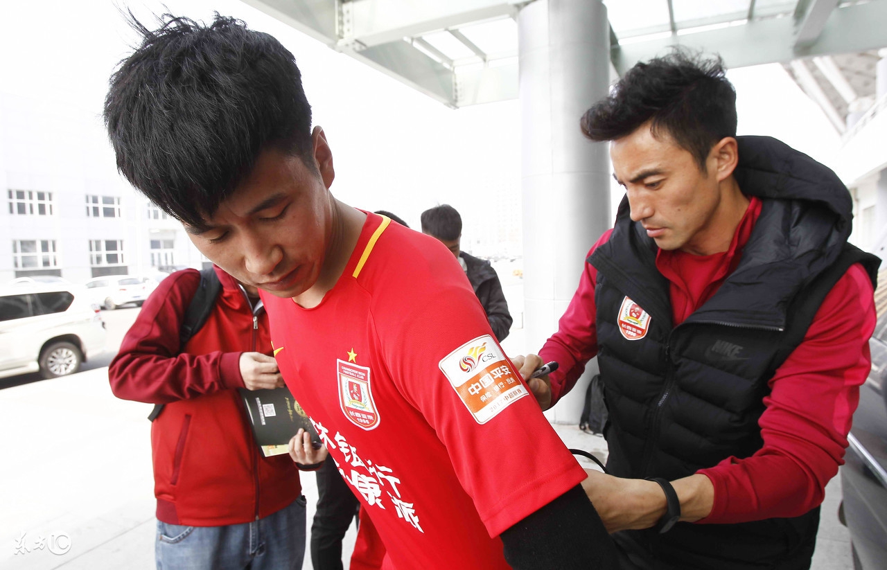 日本足球与中国足球差距大在哪里,一针见血聊排球