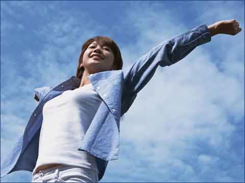 脂溢性脱发解决头皮出油方法,雄激素脱发头皮出油吃什么好