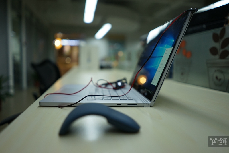 娴嬭瘎寰蒋surfacebook3,娣卞害璇勬祴surface2