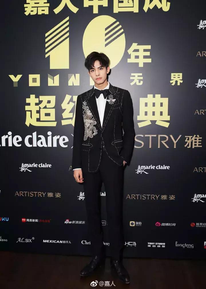 星光大赏杨幂刘亦菲唐嫣,杨幂刘亦菲同框图片