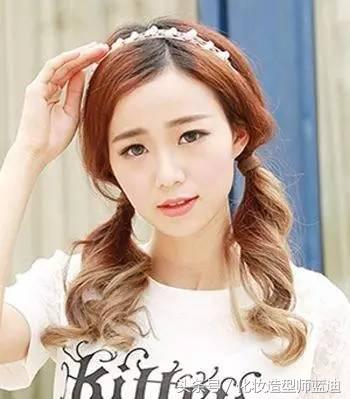 头发碎发多了怎样扎好看,头发碎发太多怎么弄发型