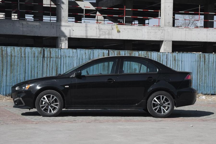 想花6万买辆手动挡的翼神？不好意思，我不卖！