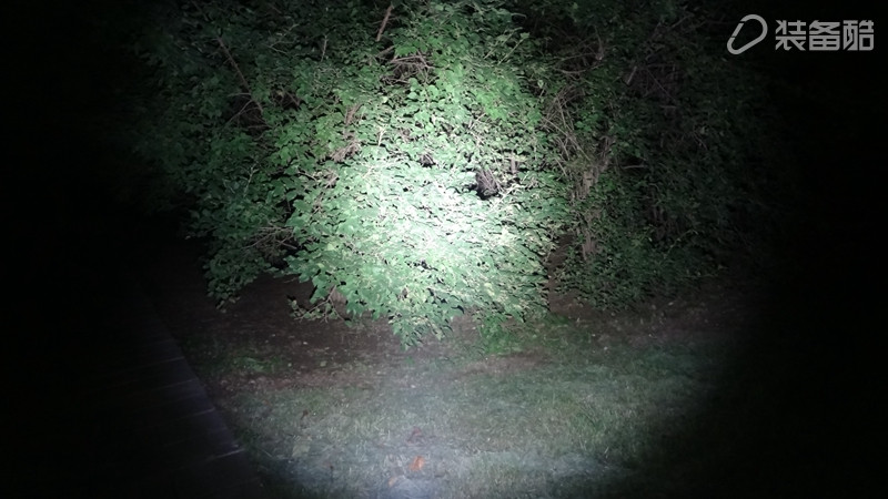 贴小招贴的，我来给你们暴暴光，不讲究