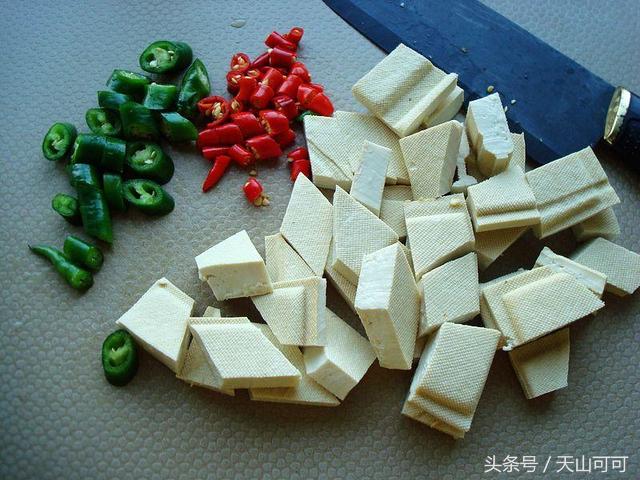 又麻又辣的干锅鸭,干锅鸭怎么做更好吃