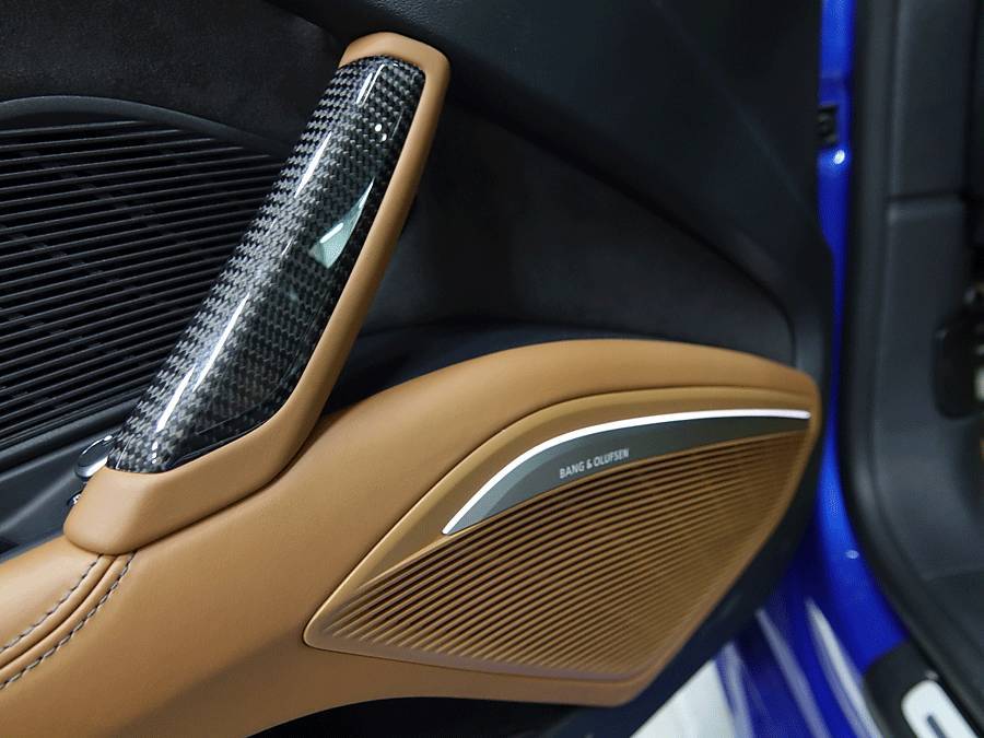 奥迪小跑车ttrs,奥迪tt迷你小轿跑