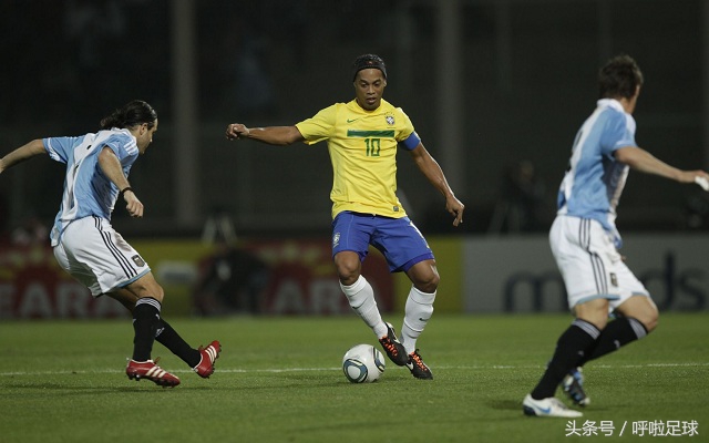 小罗绝技牛尾巴,小罗绝技踩单车