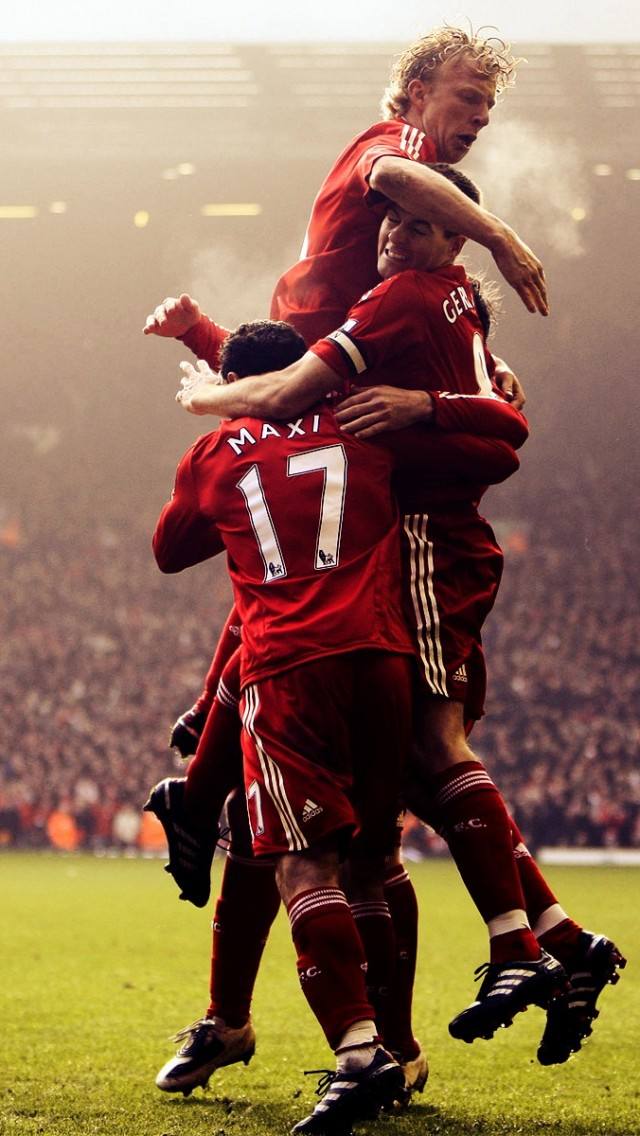 有关足球的壁纸,足球氛围感手机壁纸