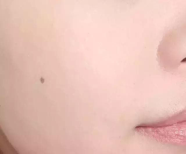 10款爆款粉底液测试,10款超好用的粉底液