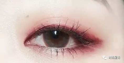 小s复古妆容,小烟熏眼妆小s