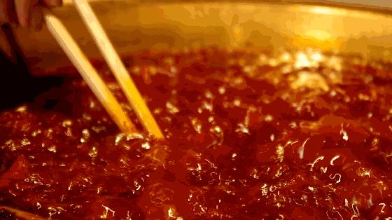 霸气!晋江这家店在火锅界已经拉仇恨了,锅底免费+3元开吃……