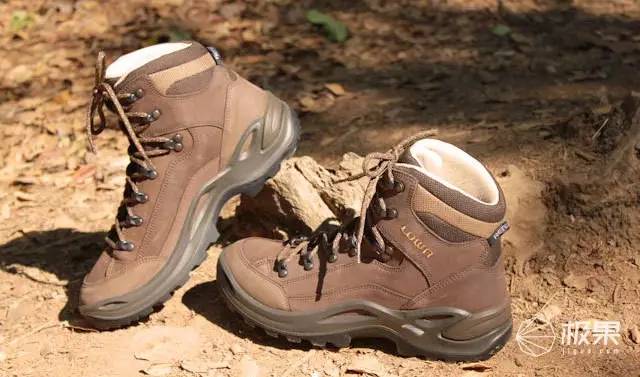 十款顶级徒步鞋,十大入门级徒步鞋推荐