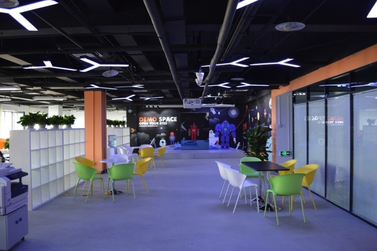 创业邦DEMOSAPCE创业扶持计划全线升级!--免费工位+免费媒体资源在这里！