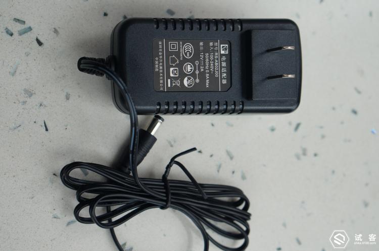 orico奥睿科m.2移动硬盘盒评测,orico奥睿科移动硬盘盒拆卸