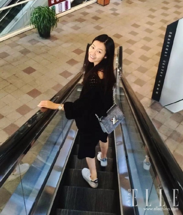 星包潮搭Vol.26：你想要的20只最新包包，表姐刘雯都集齐了！