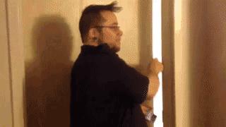 出事了！又是连锁酒店，江西小伙与女友开房竟被......