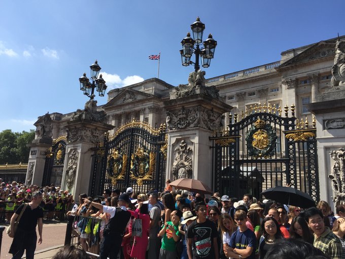 【已完结】英格兰苏格兰18日游记——美景、历史、足球、文化全体验（含挡风玻璃损坏以及车胎被扎处理经过）