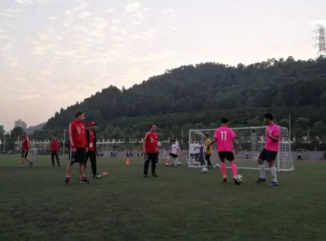 深圳拜仁足校,深圳拜仁足球学校