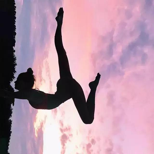 女士必练的五个瑜伽,坚持瑜伽练习让你变气质女神