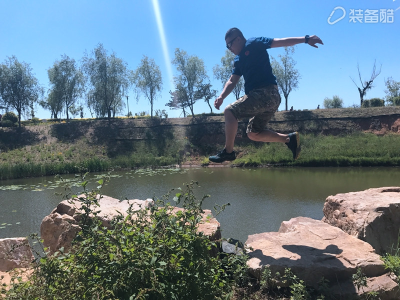 能翻山越岭也能走遍大江南北,能翻山越岭山海皆可平