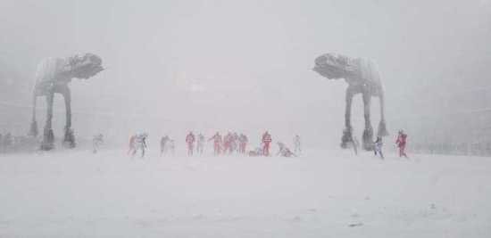 大雪中的足球赛,大雪中的足球比赛视频