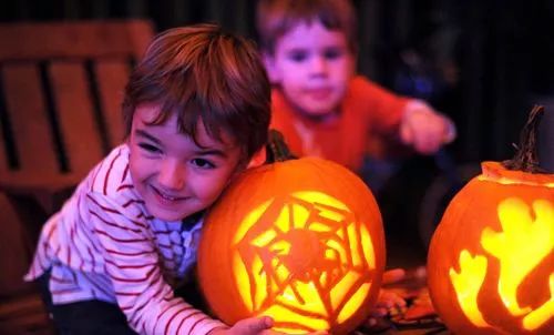 美国家庭现在面临的最大问题,一个美国的家庭