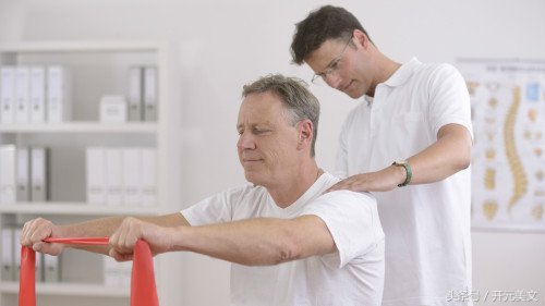 使用手机多怎么保护脖子,玩手机脖子变形怎么矫正