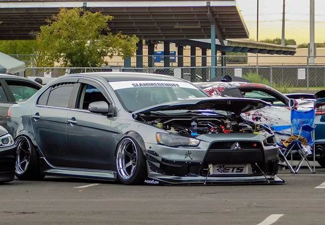 三菱evo对比翼神evo,三菱翼神改evo多少钱