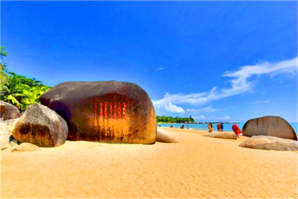 北纬18度温暖的冬季三亚之旅,北纬18度三亚旅游