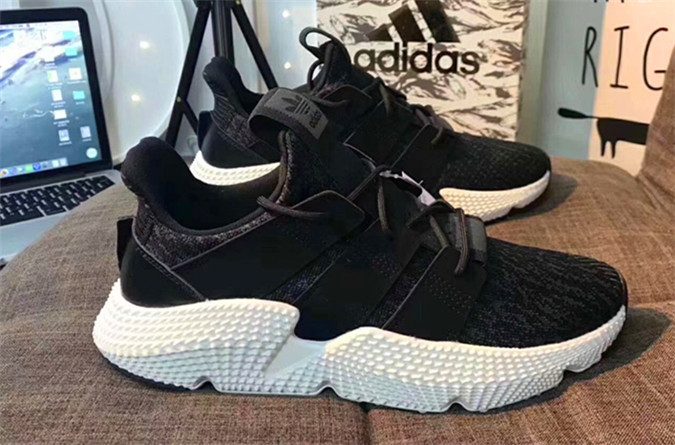 阿迪达斯adidas最新款三叶草,adidas阿迪达斯大男童鞋子