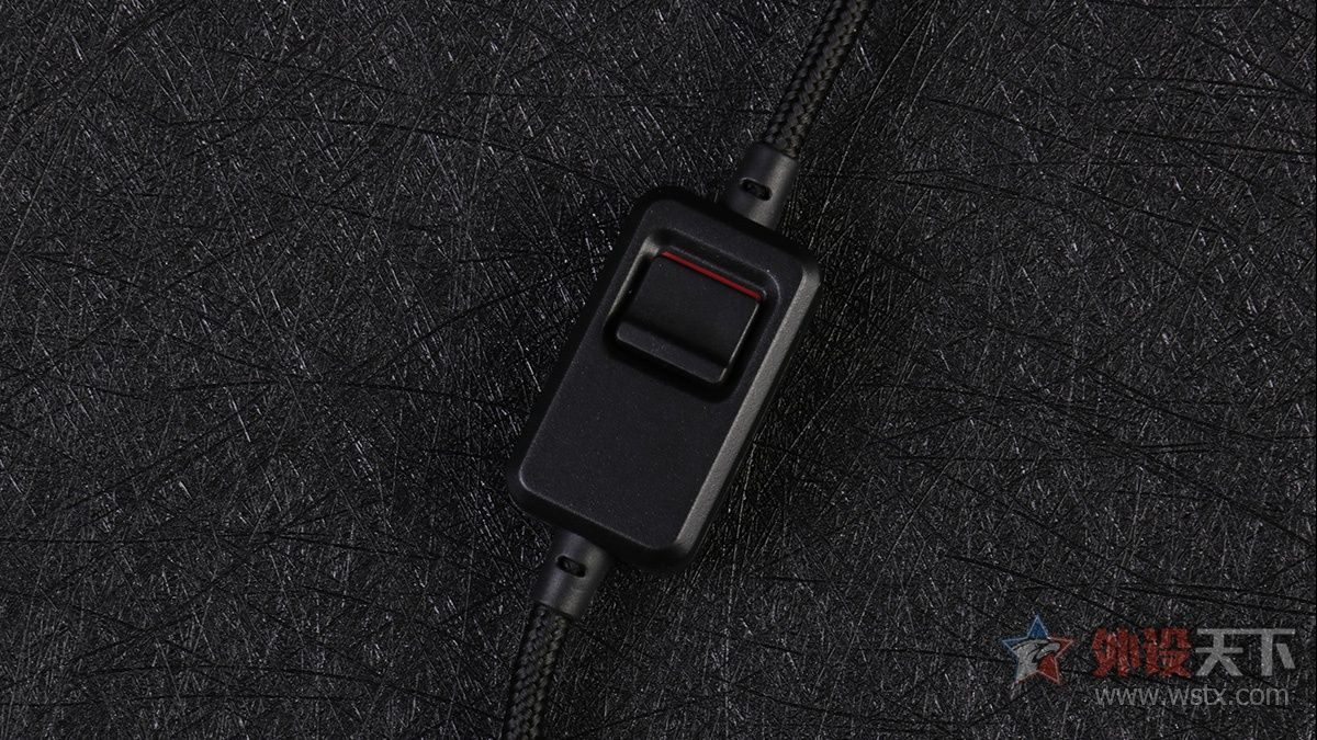 暗影精灵800耳机有几种样子,惠普暗影精灵哪个型号性价比最高