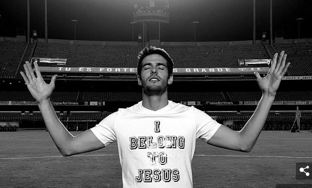 卡佩罗致敬卡卡和c罗,卡卡宣布退役中英文