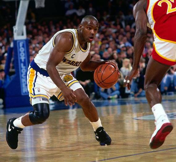 库里欧文控球技巧,欧文晃开库里